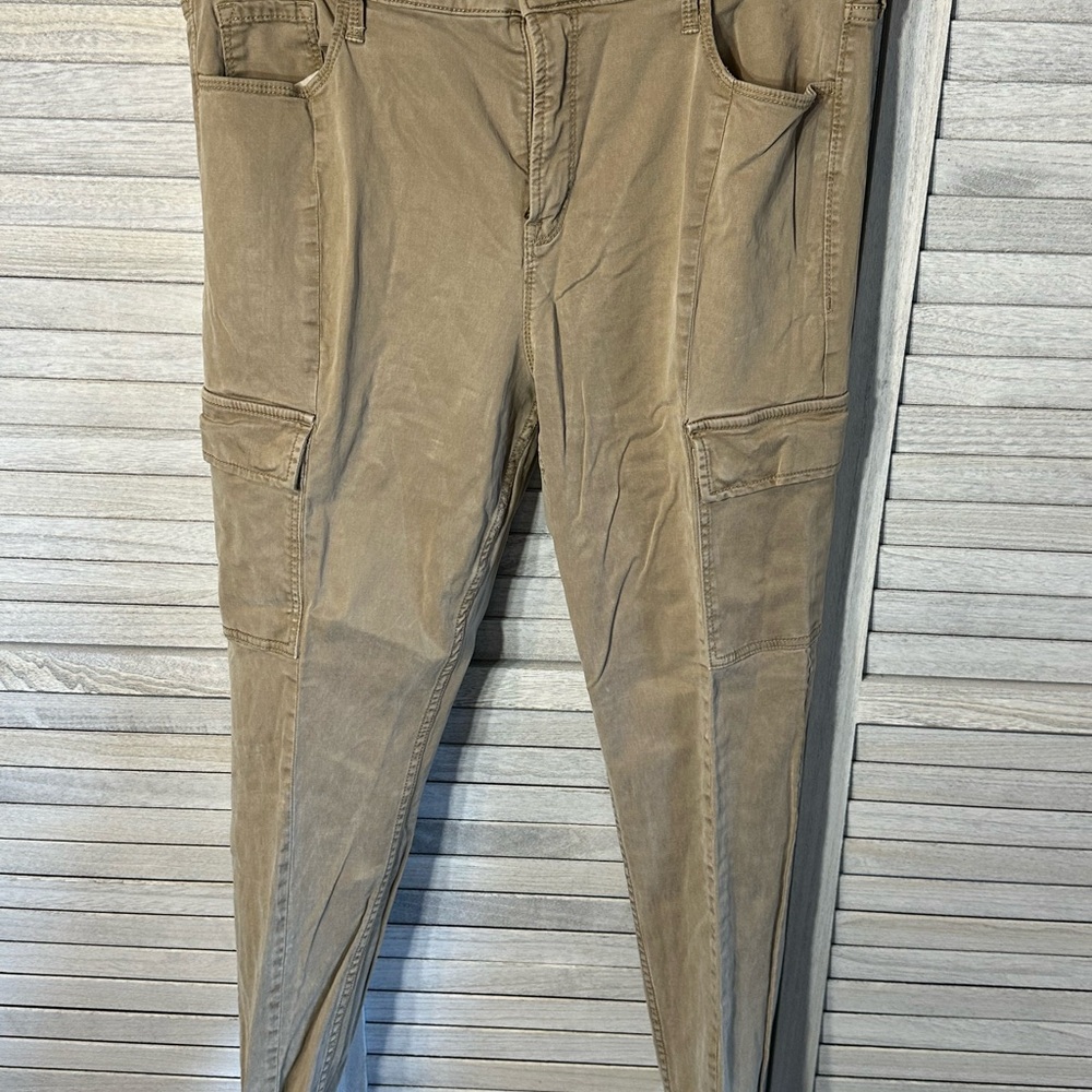 Old Navy tan Skinny cargo pants
